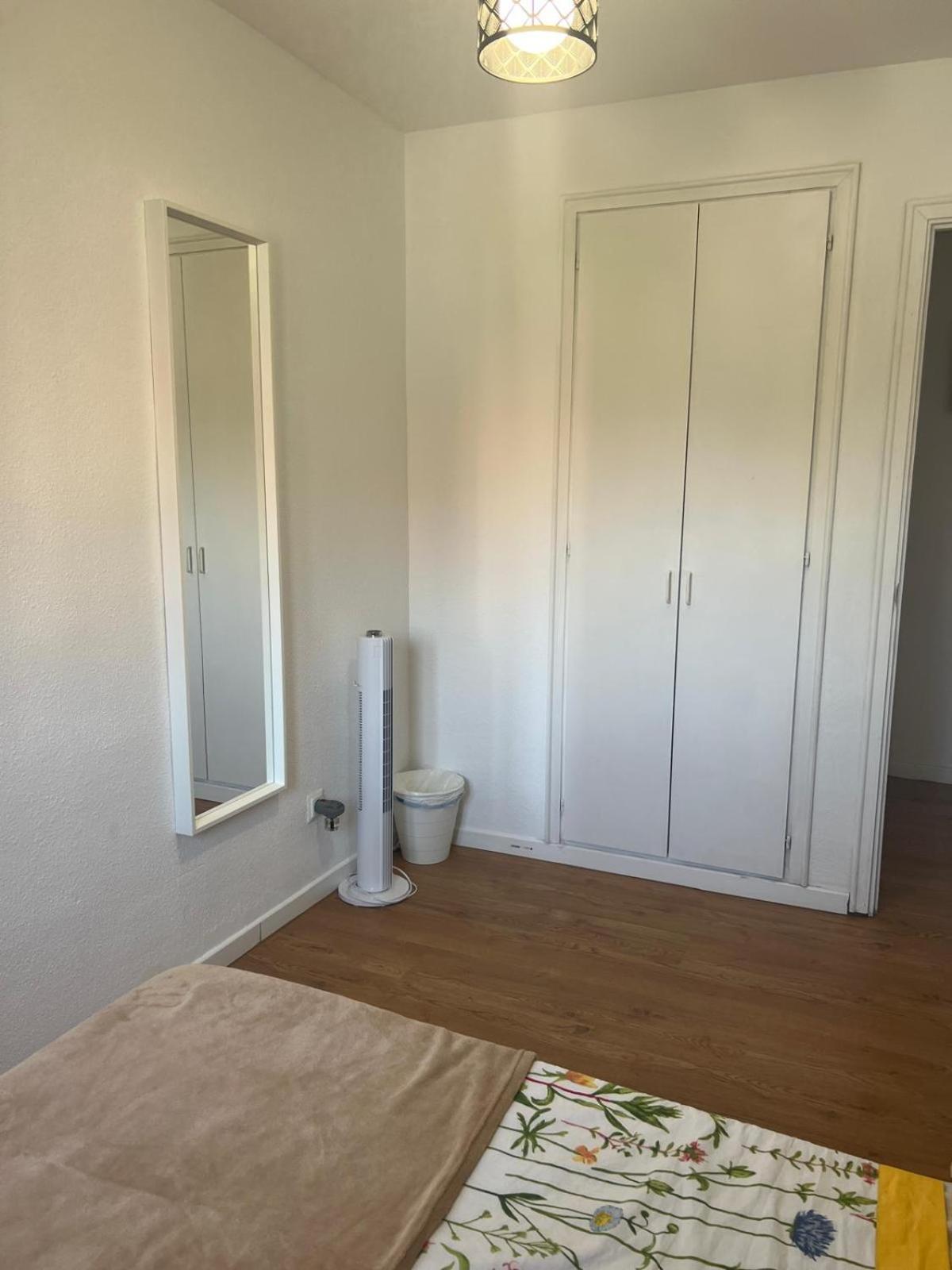Habitacion En Мадрид Екстериор снимка